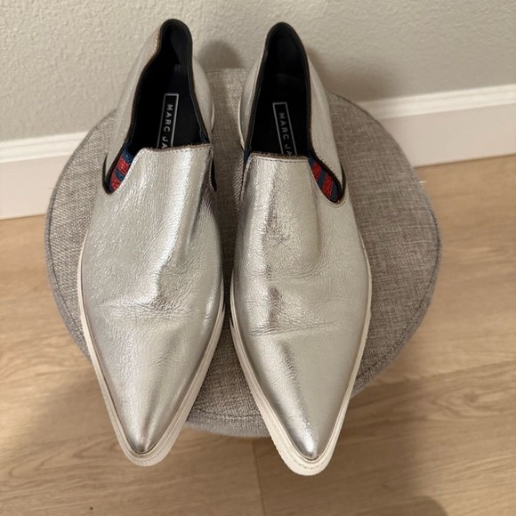 Marc Jacob's Women's Delancey Silver Metallic Pointed Slip On Sneaker 38 / 7.5 - Picture 3 of 10